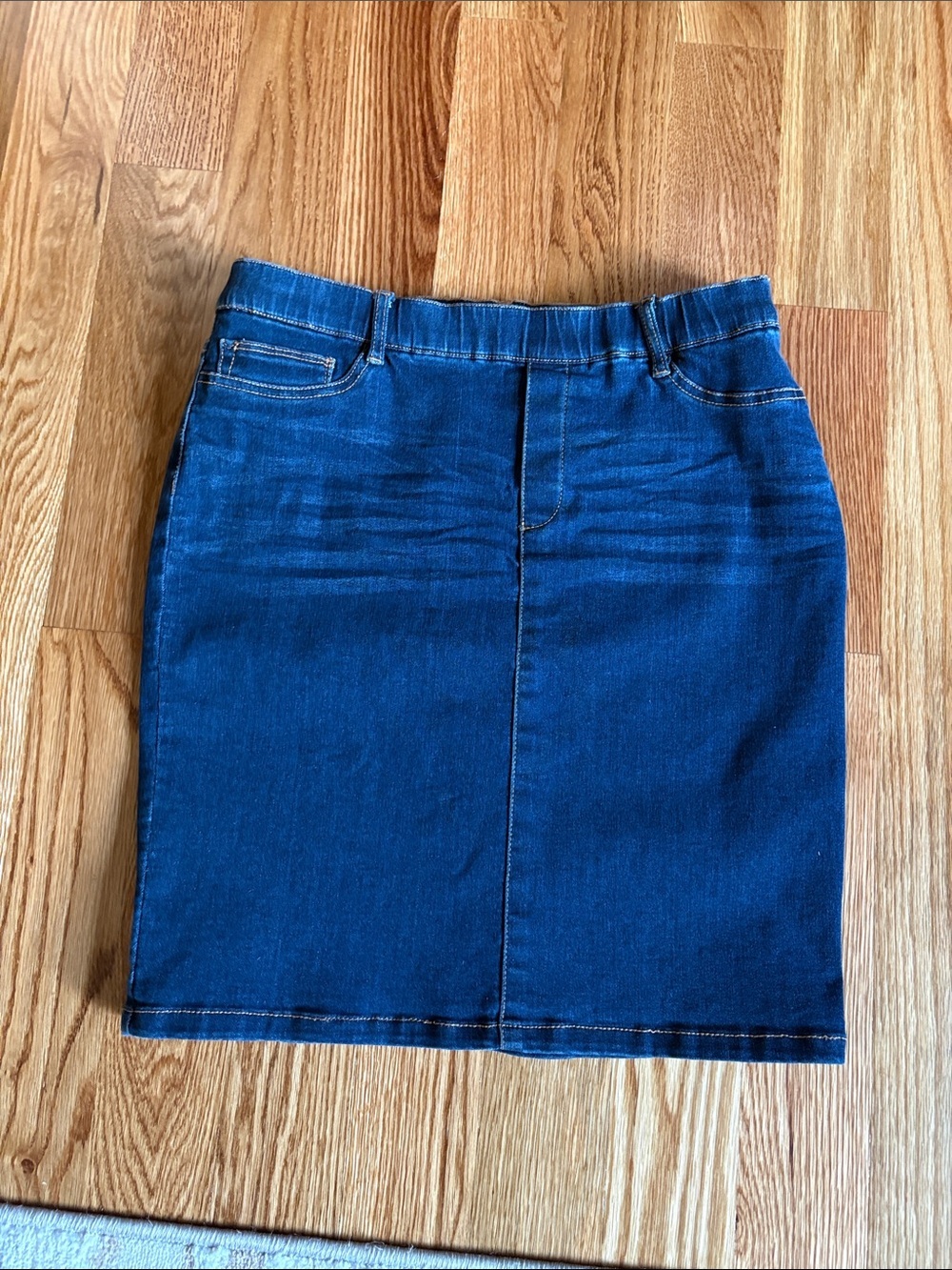 J.Jill  Dark Blue Denim cotton stretch Pencil Skirt pull on elastic waist size 6